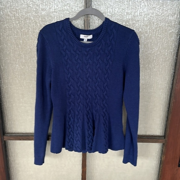 Jason Wu Collective
Blue Peplum Sweater size medium - Picture 5 of 8